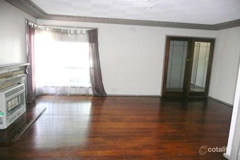 Property photo of 18 Denbigh Road Seaford VIC 3198