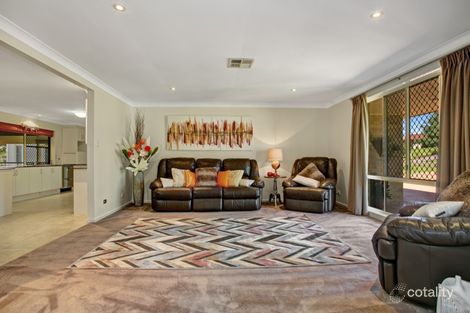 Property photo of 30 Amber Grove Bolwarra Heights NSW 2320