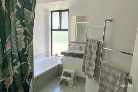 Property photo of 25 Tapalla Turn Merriwa WA 6030