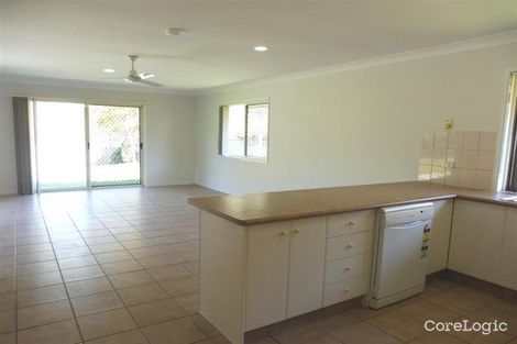 Property photo of 8 Gippsland Drive Helensvale QLD 4212