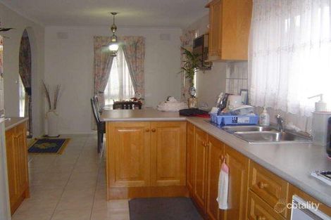 Property photo of 9 Natalie Court Thomastown VIC 3074