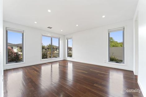 Property photo of 335 Highlander Drive Craigieburn VIC 3064