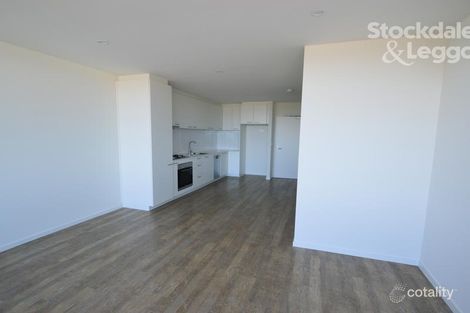 Property photo of 1004/39 Kingsway Glen Waverley VIC 3150