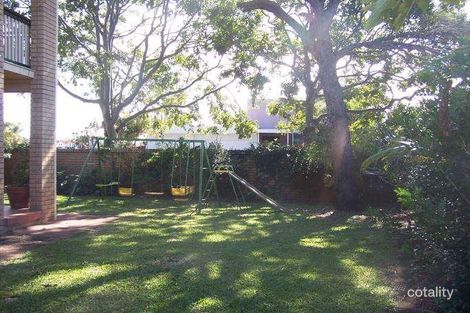 Property photo of 32 Intrepid Drive Mermaid Waters QLD 4218