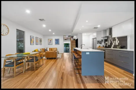 Property photo of 21 Esher Street Tarragindi QLD 4121