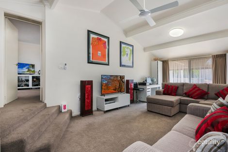 Property photo of 34 William Drive Kangaroo Flat VIC 3555