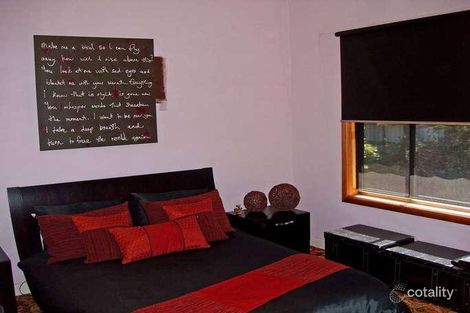 Property photo of 18 Curdie Street Camperdown VIC 3260