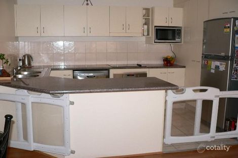Property photo of 21 Trade Winds Drive Helensvale QLD 4212