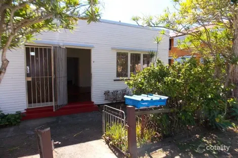 Property photo of 2/21 Brighton Road Highgate Hill QLD 4101