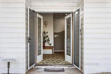 Property photo of 1 Dalma Avenue Castlemaine VIC 3450