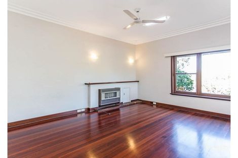 Property photo of 26 Manning Road Como WA 6152
