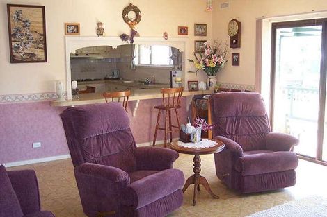 Property photo of 16 Wright Court Rosedale VIC 3847