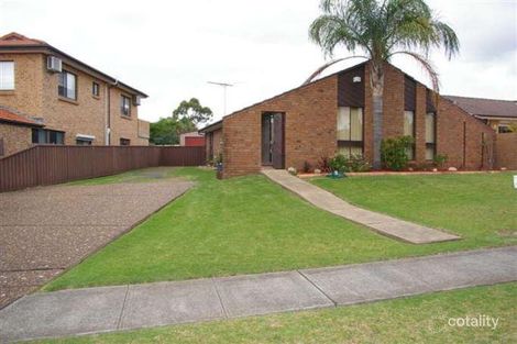 10 Glen Logan Rd, Bossley Park, NSW 2176