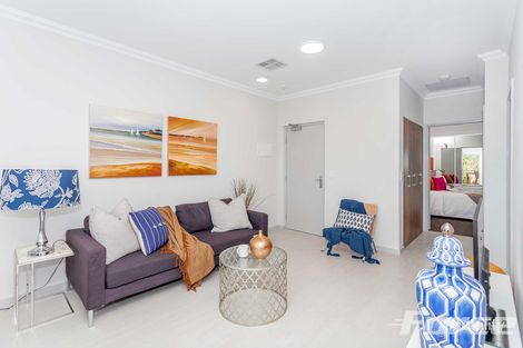 Property photo of 3/24 Strathyre Drive Duncraig WA 6023