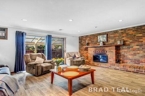 Property photo of 10 Hoban Close Keilor Downs VIC 3038