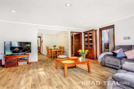 Property photo of 10 Hoban Close Keilor Downs VIC 3038
