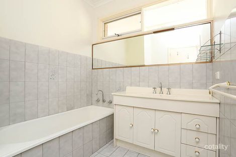 Property photo of 1 Pindari Street Glen Waverley VIC 3150