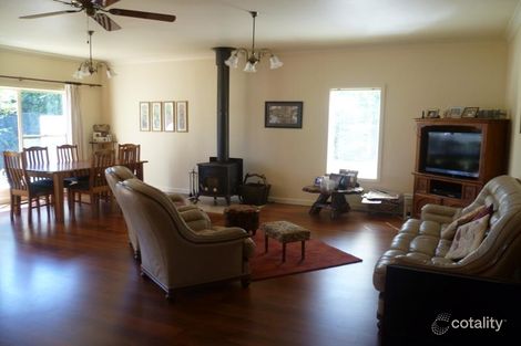 Property photo of 33 Lake Terrace East Mount Gambier SA 5290