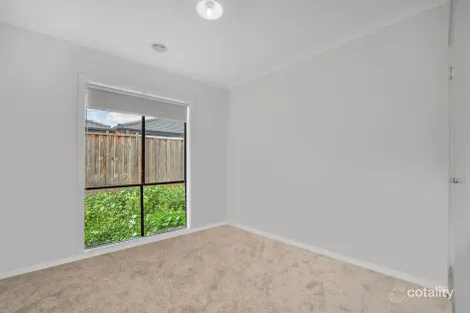 Property photo of 17 Seed Avenue Truganina VIC 3029