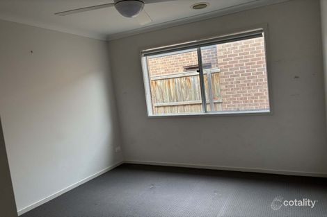 Property photo of 3 Resolution Circuit Doreen VIC 3754