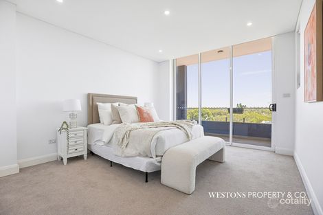 Property photo of 27 Moses Way Winston Hills NSW 2153