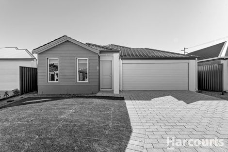 Property photo of 17 Limahuli Way Lakelands WA 6180