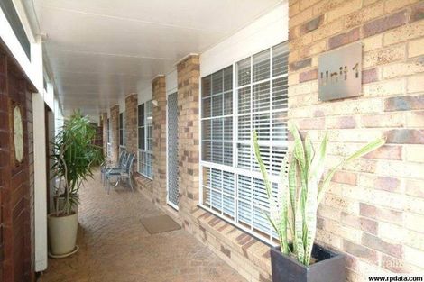 1/4 Carmen St, Kearneys Spring, QLD 4350