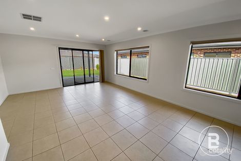 Property photo of 5 Nyon Road Alfredton VIC 3350