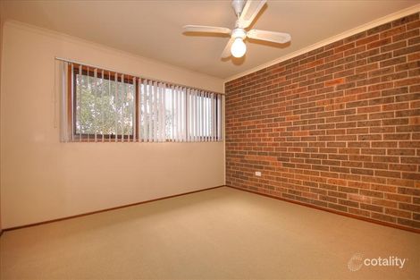 Property photo of 41 Rowe Place Phillip ACT 2606