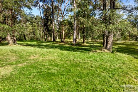 Property photo of 11 Barton Place Blaxlands Ridge NSW 2758