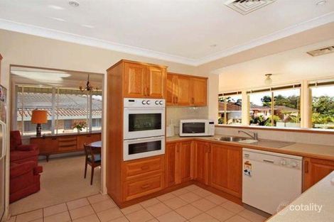 Property photo of 17 Seine Place Miranda NSW 2228