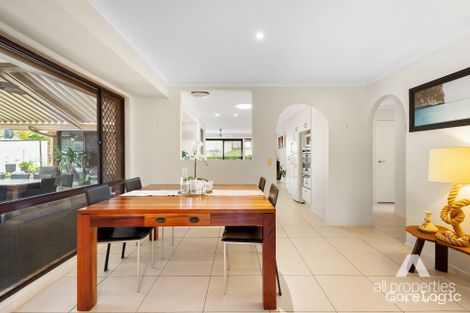 Property photo of 53 Parkroyal Crescent Regents Park QLD 4118