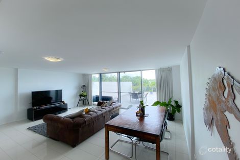 Property photo of 110/2 East Quay Drive Biggera Waters QLD 4216
