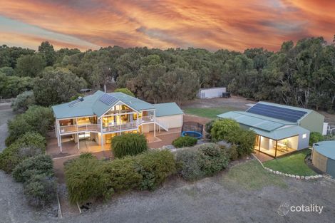 8 Parkfield Cl, Quedjinup, WA 6281