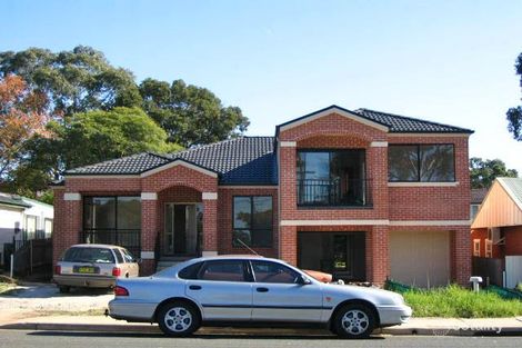 124 Binalong Rd, Toongabbie, NSW 2146