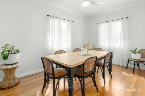 Property photo of 4 Court Street Ipswich QLD 4305