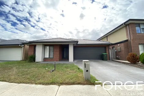 Property photo of 142 Evesham Drive Point Cook VIC 3030