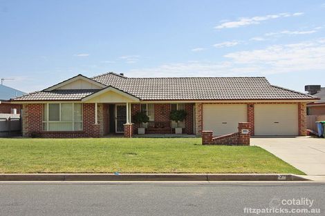 7 Woomera Pl, Glenfield Park, NSW 2650