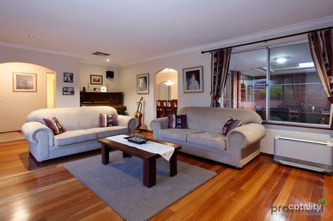 Property photo of 9 Maru Way Lesmurdie WA 6076