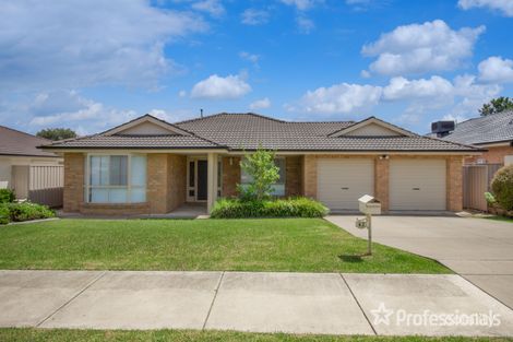 Property photo of 42 Mima Street Glenfield Park NSW 2650