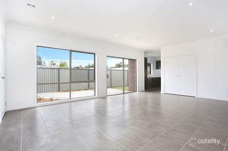 Property photo of 2/24 Waratah Street Thomastown VIC 3074
