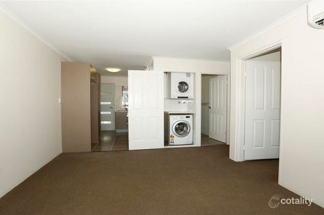 Property photo of 2/166 Blackstone Road Silkstone QLD 4304