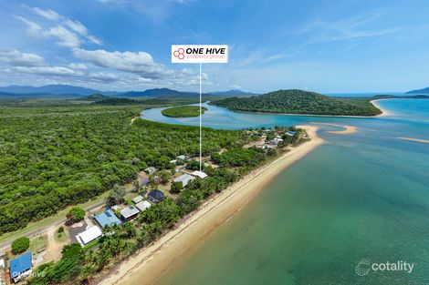 32 Luff St, Hull Heads, QLD 4854