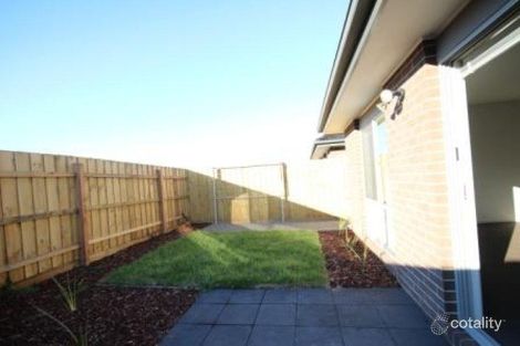 Property photo of 5 Botany Drive Carrum Downs VIC 3201