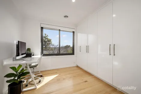 Property photo of 20 Buriga Street Giralang ACT 2617