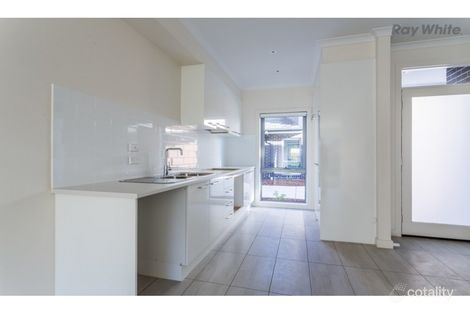 Property photo of 2/71 Fox Street St Albans VIC 3021