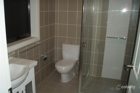 Property photo of 35 Kestrel Circuit Shortland NSW 2307