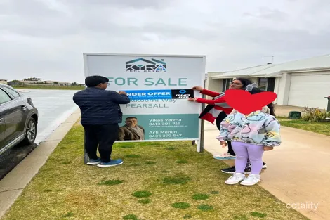 Property photo of 10 Alkoomi Way Pearsall WA 6065