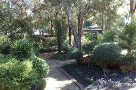 Property photo of 4 Dreyer Road Roleystone WA 6111