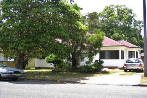 33 Mcmasters Rd, Woy Woy, NSW 2256